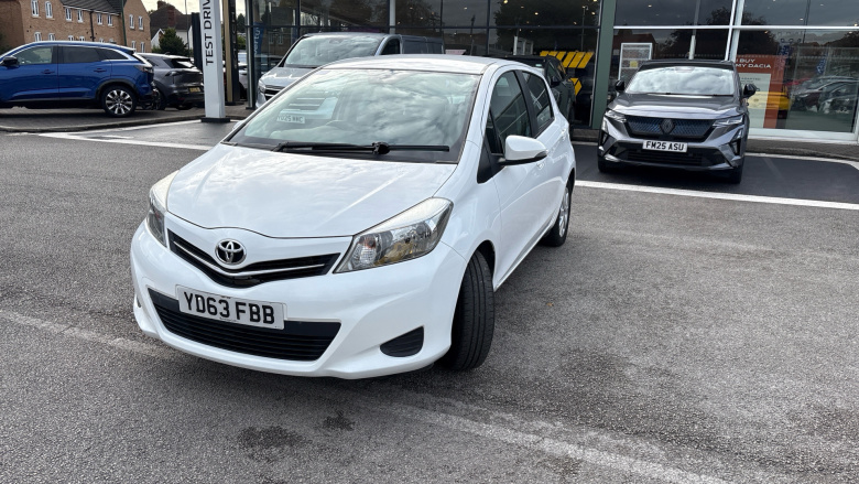 Toyota Yaris 1.0 VVT-i TR 5dr Petrol Hatchback